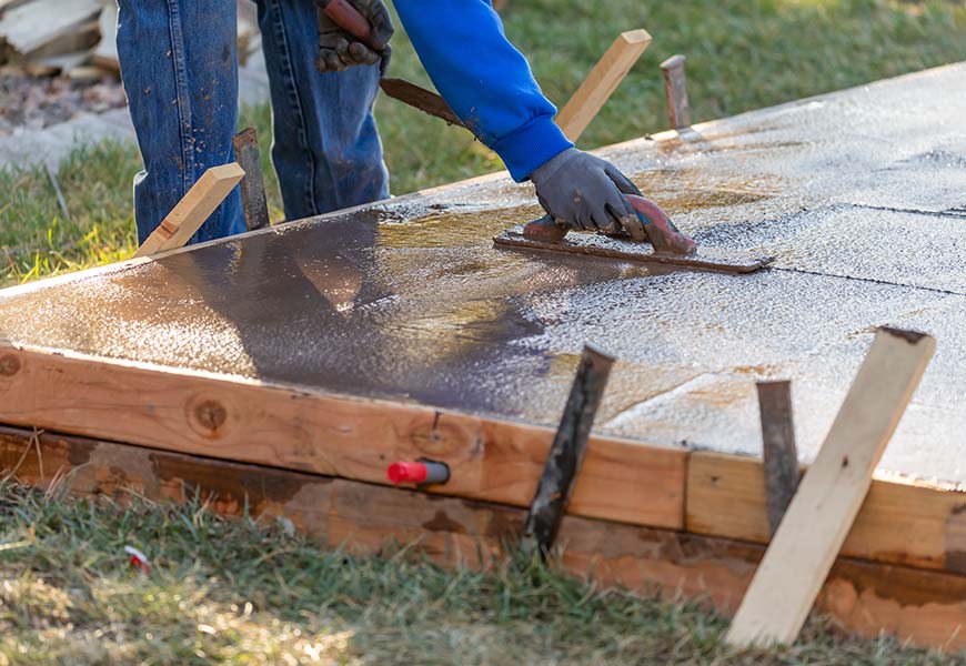 dalle-de-beton-pour-abri-de-jardin